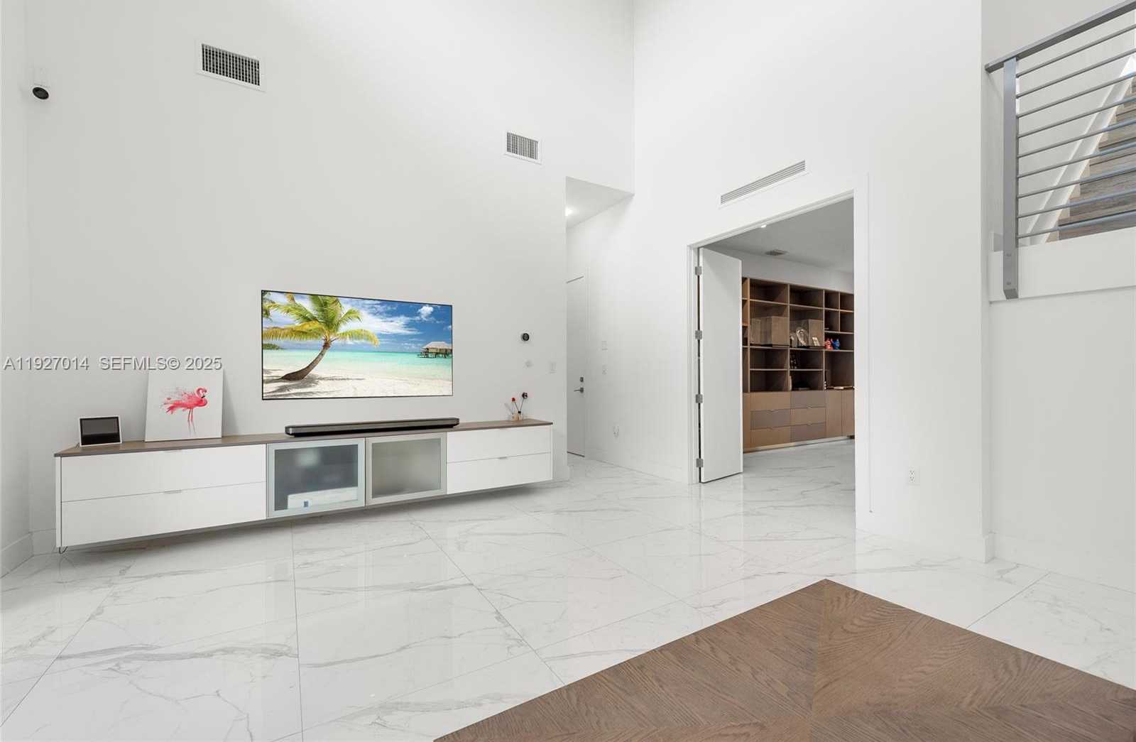 Small Image of 7455 NORTH WEST 103RD PL, Doral Number 37