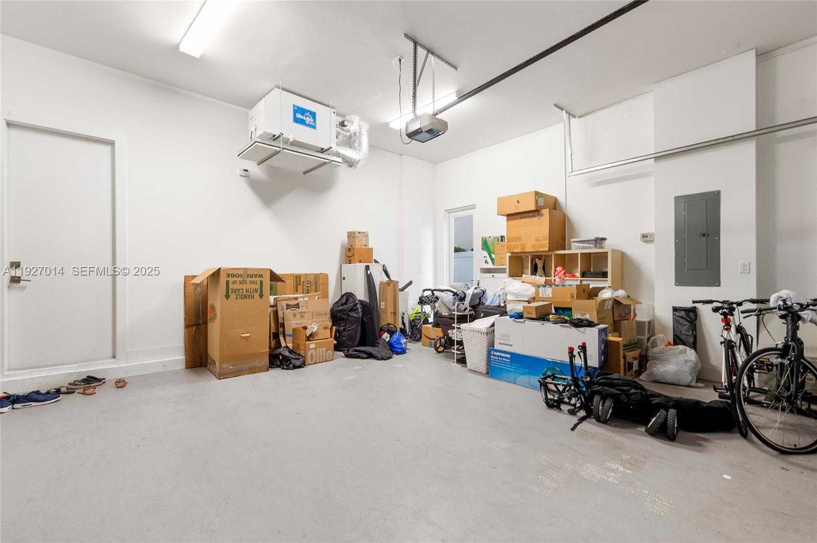 Small Image of 7455 NORTH WEST 103RD PL, Doral Number 47