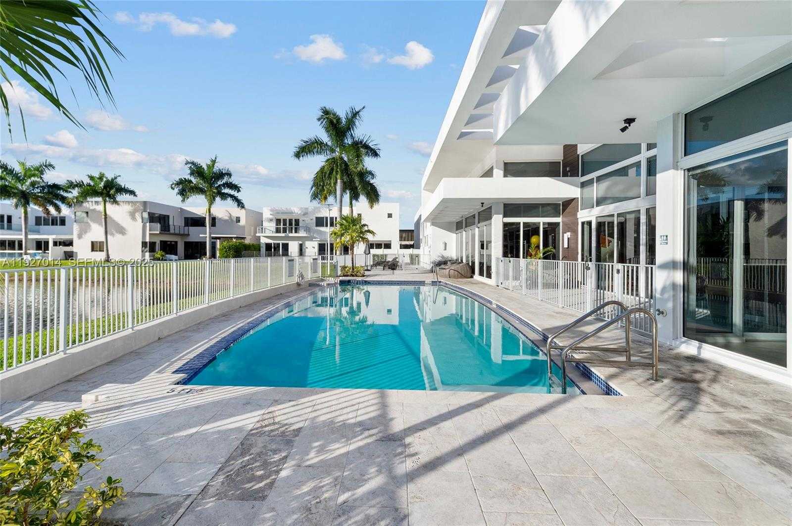 Small Image of 7455 NORTH WEST 103RD PL, Doral Number 54