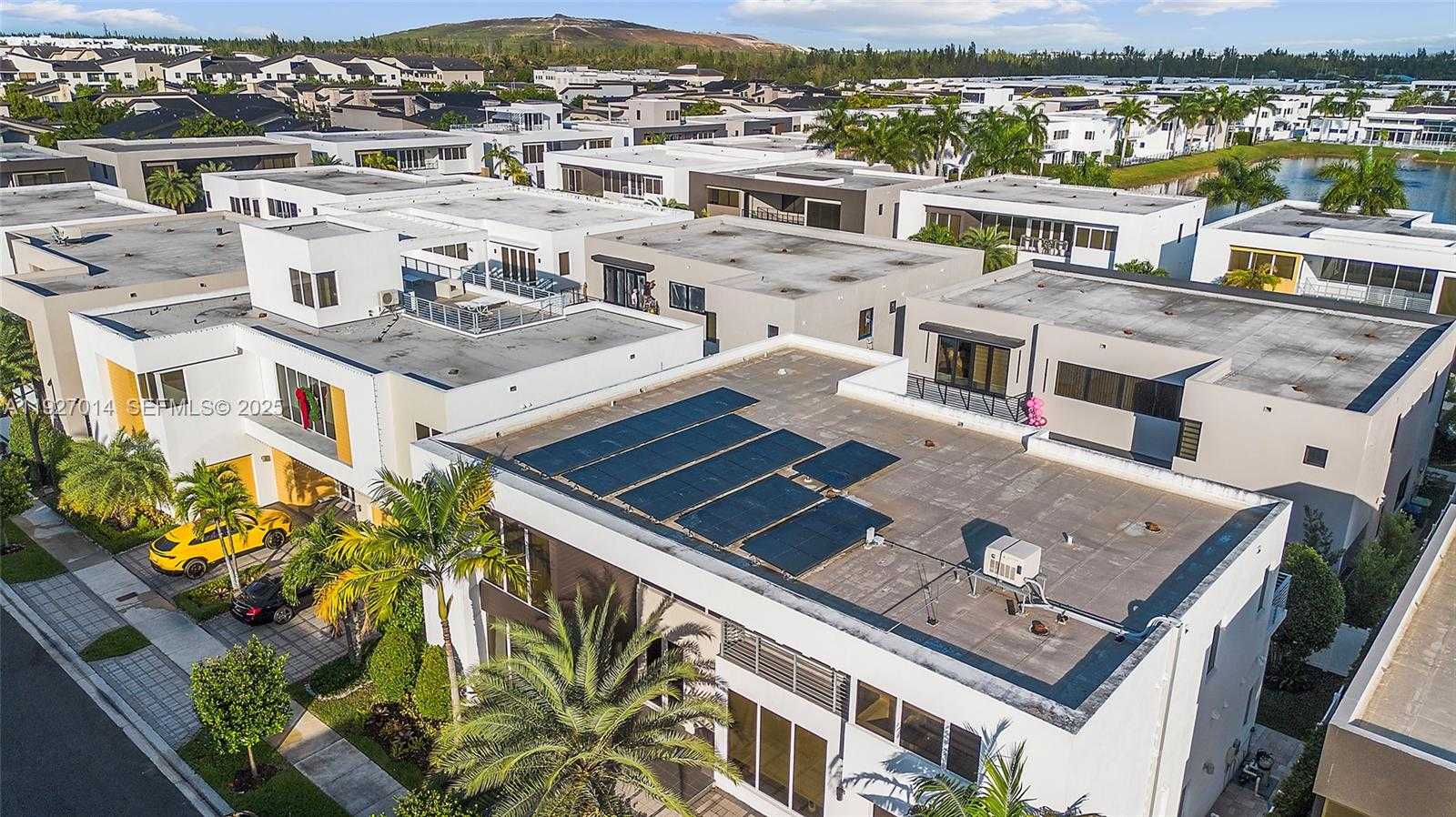 Small Image of 7455 NORTH WEST 103RD PL, Doral Number 57