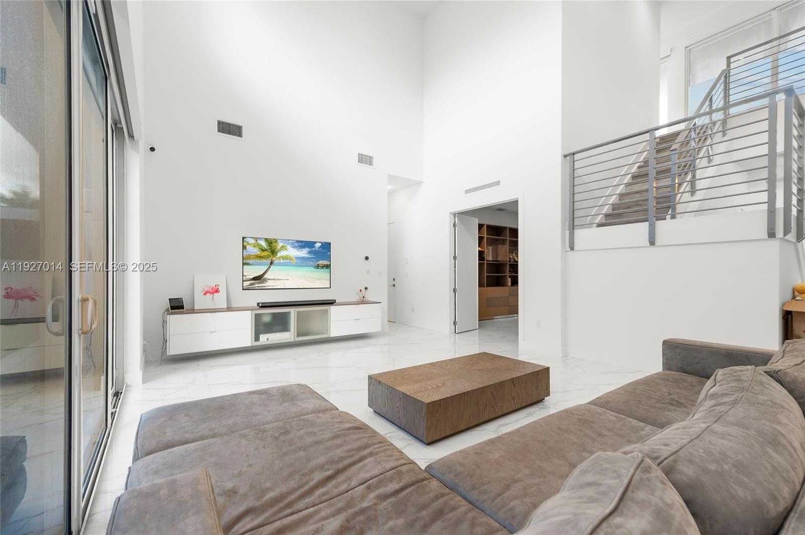 Small Image of 7455 NORTH WEST 103RD PL, Doral Number 6