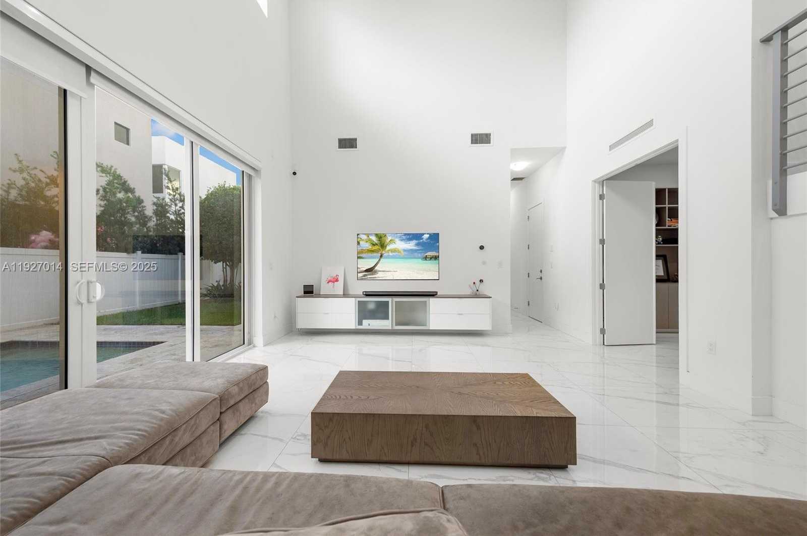 Small Image of 7455 NORTH WEST 103RD PL, Doral Number 8