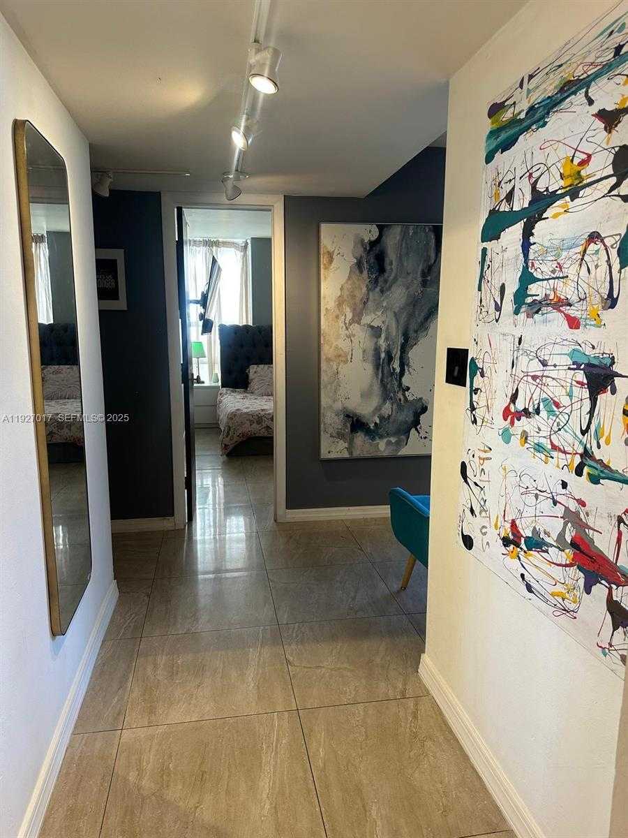 Small Image of 600 NORTH EAST 36TH ST #701, Miami Number 19