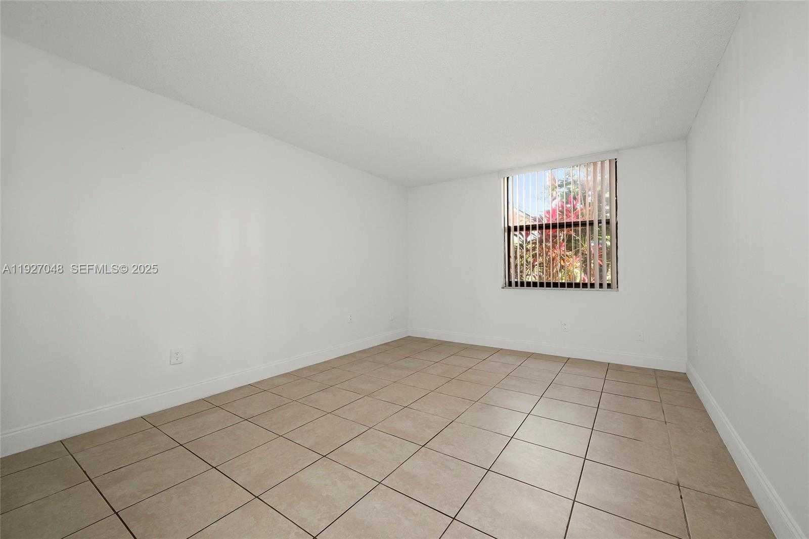 Small Image of 14421 NORTH KENDALL DR #101M, Miami Number 12