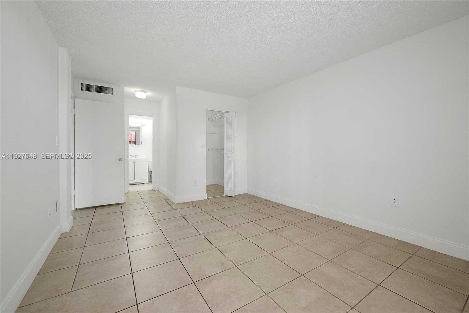 Small Image of 14421 NORTH KENDALL DR #101M, Miami Number 14