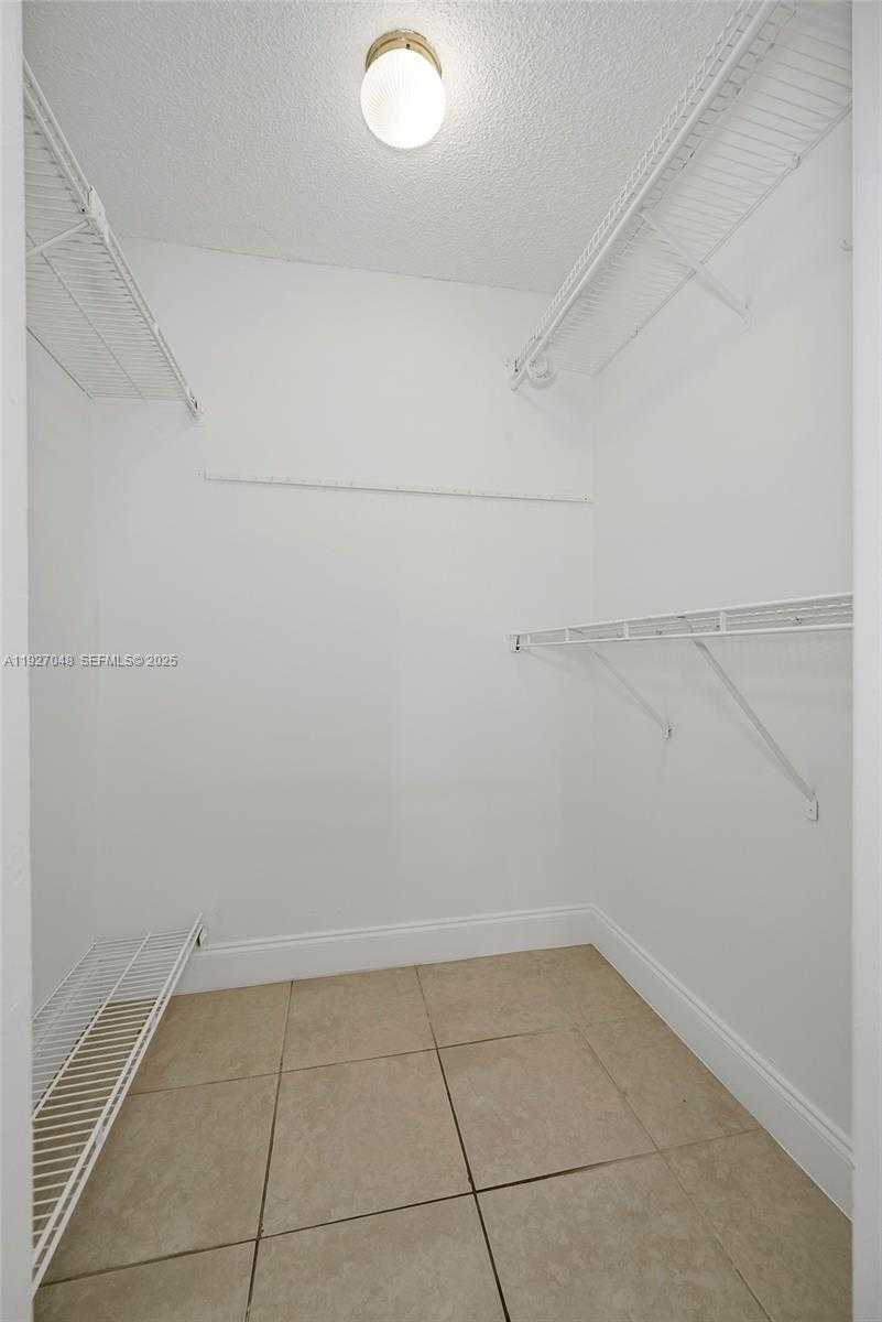 Small Image of 14421 NORTH KENDALL DR #101M, Miami Number 15