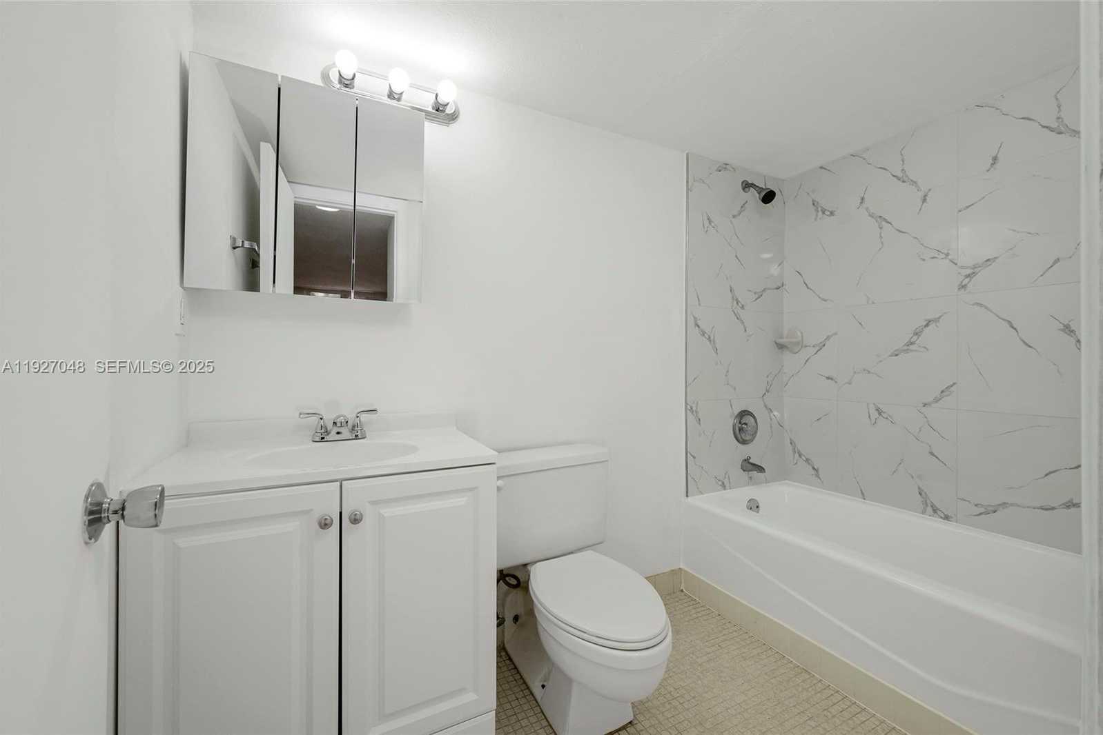 Small Image of 14421 NORTH KENDALL DR #101M, Miami Number 16