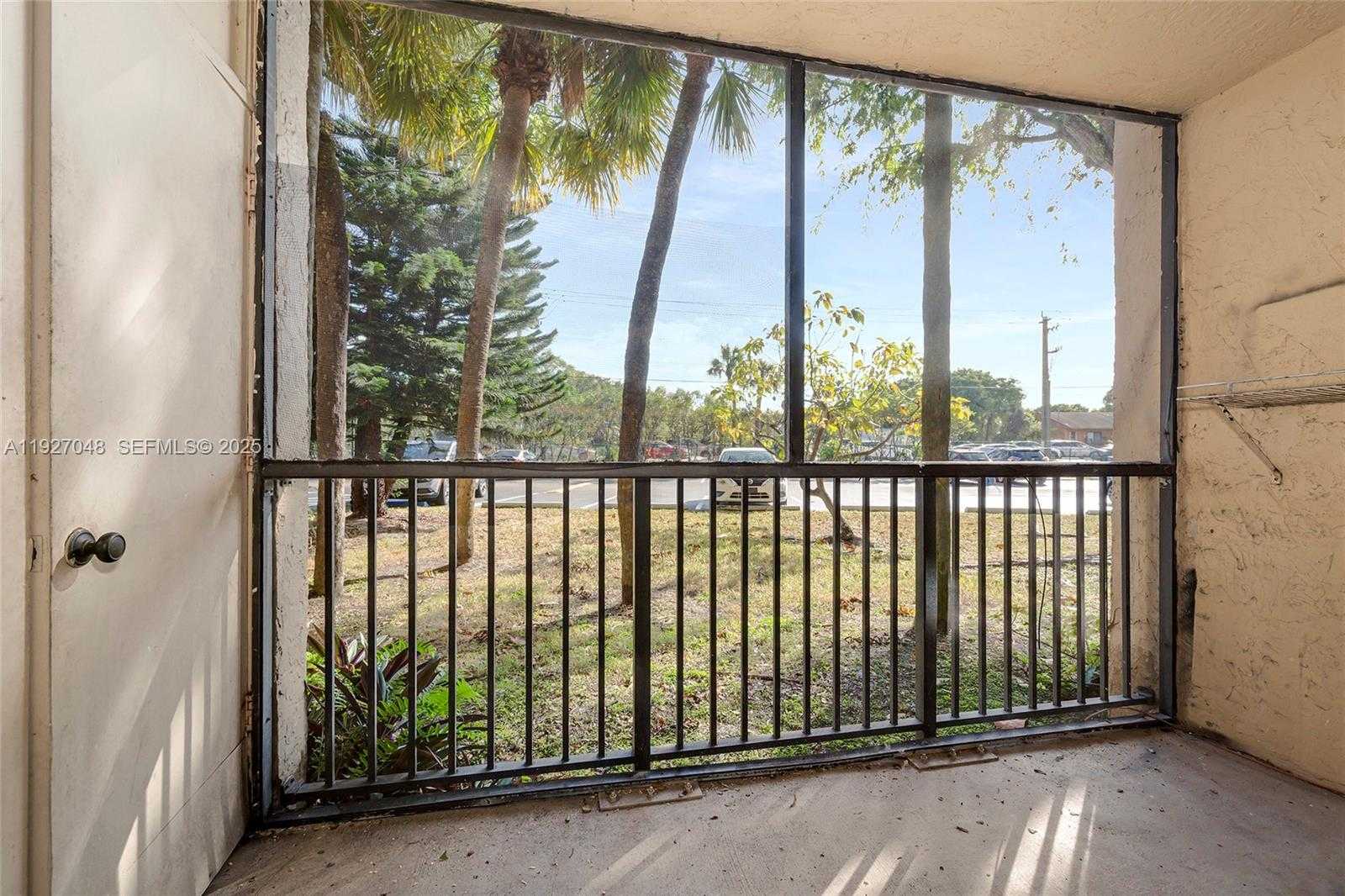 Small Image of 14421 NORTH KENDALL DR #101M, Miami Number 17