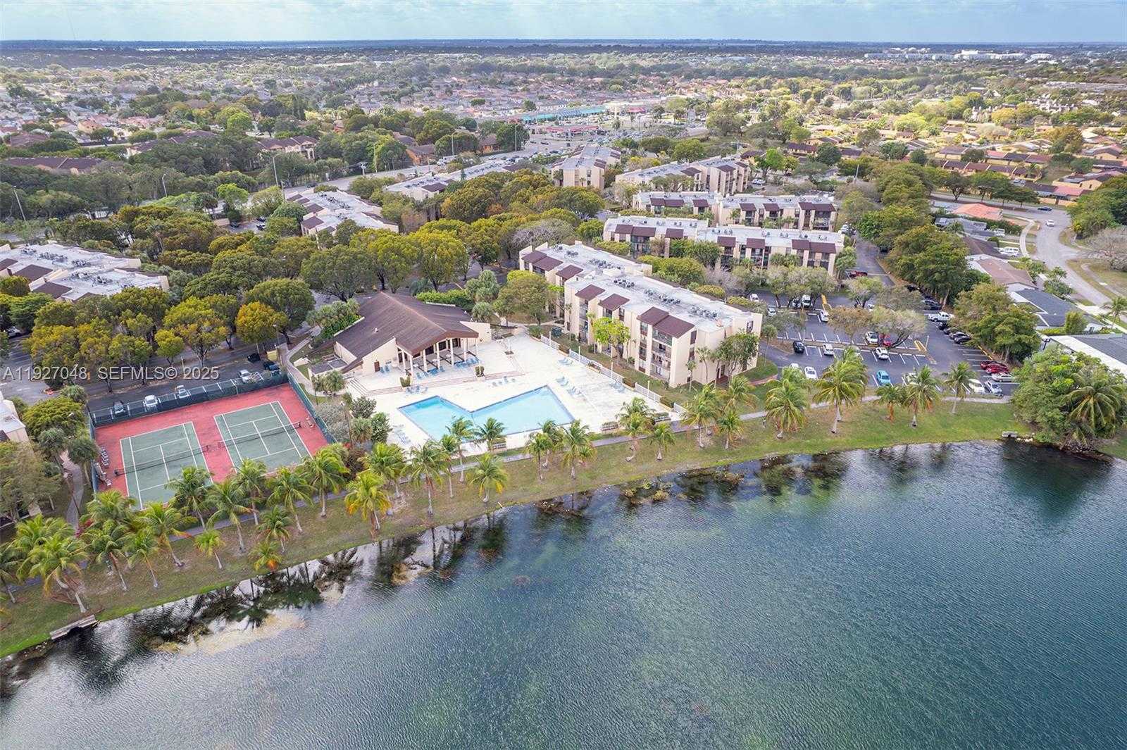 Small Image of 14421 NORTH KENDALL DR #101M, Miami Number 20