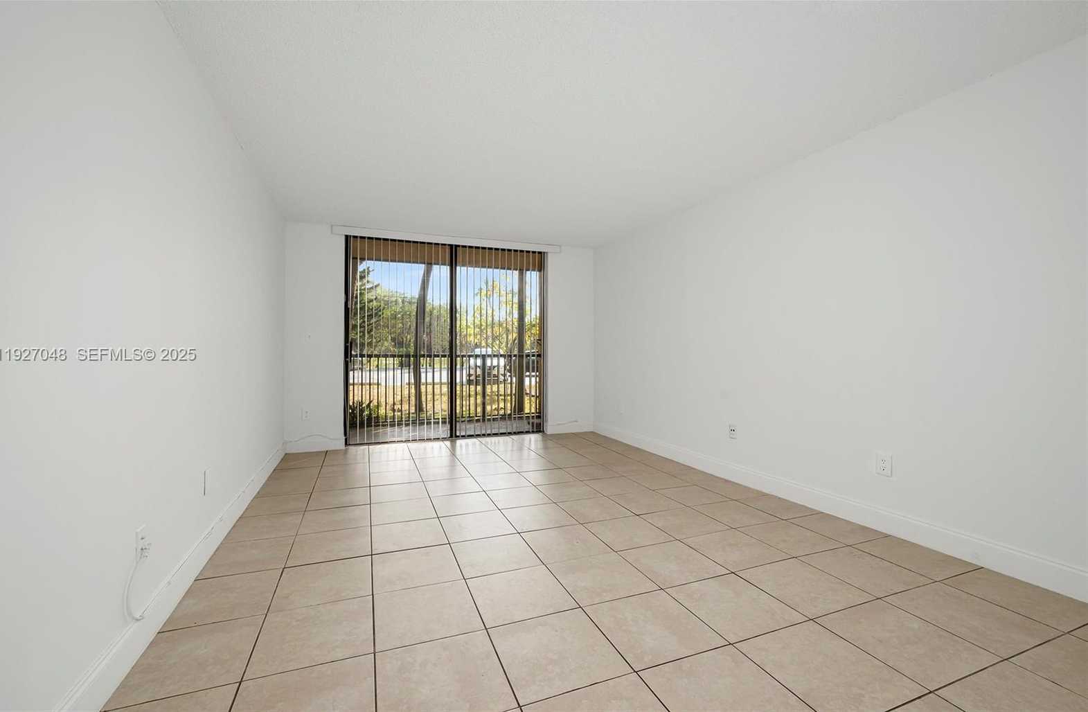 Small Image of 14421 NORTH KENDALL DR #101M, Miami Number 6
