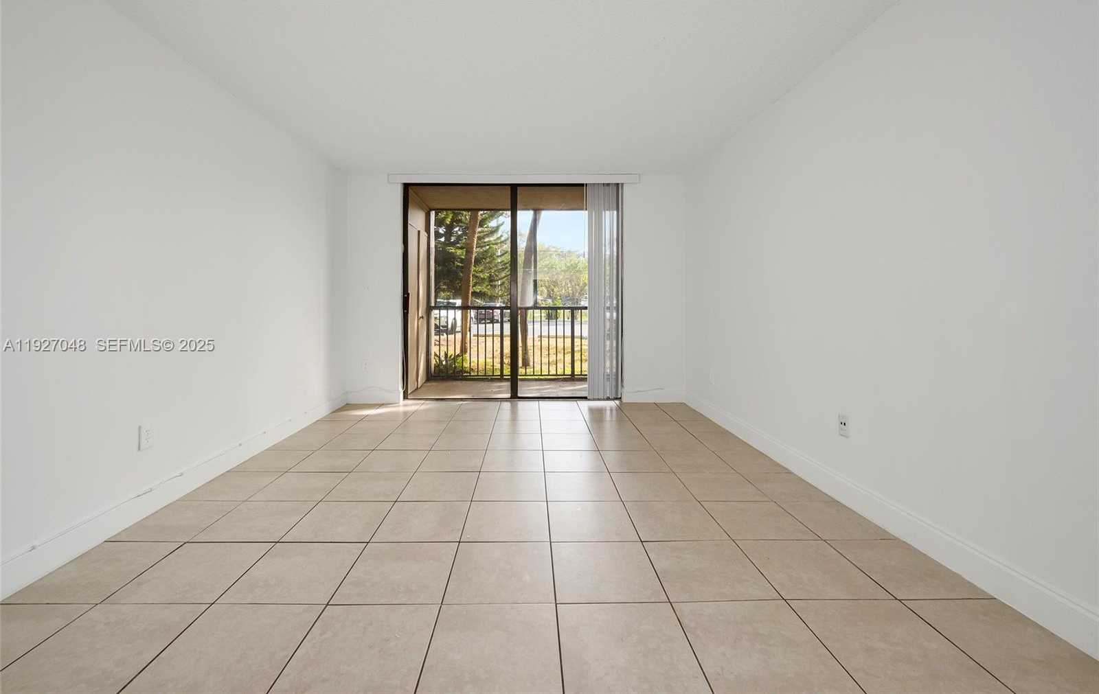 Small Image of 14421 NORTH KENDALL DR #101M, Miami Number 7