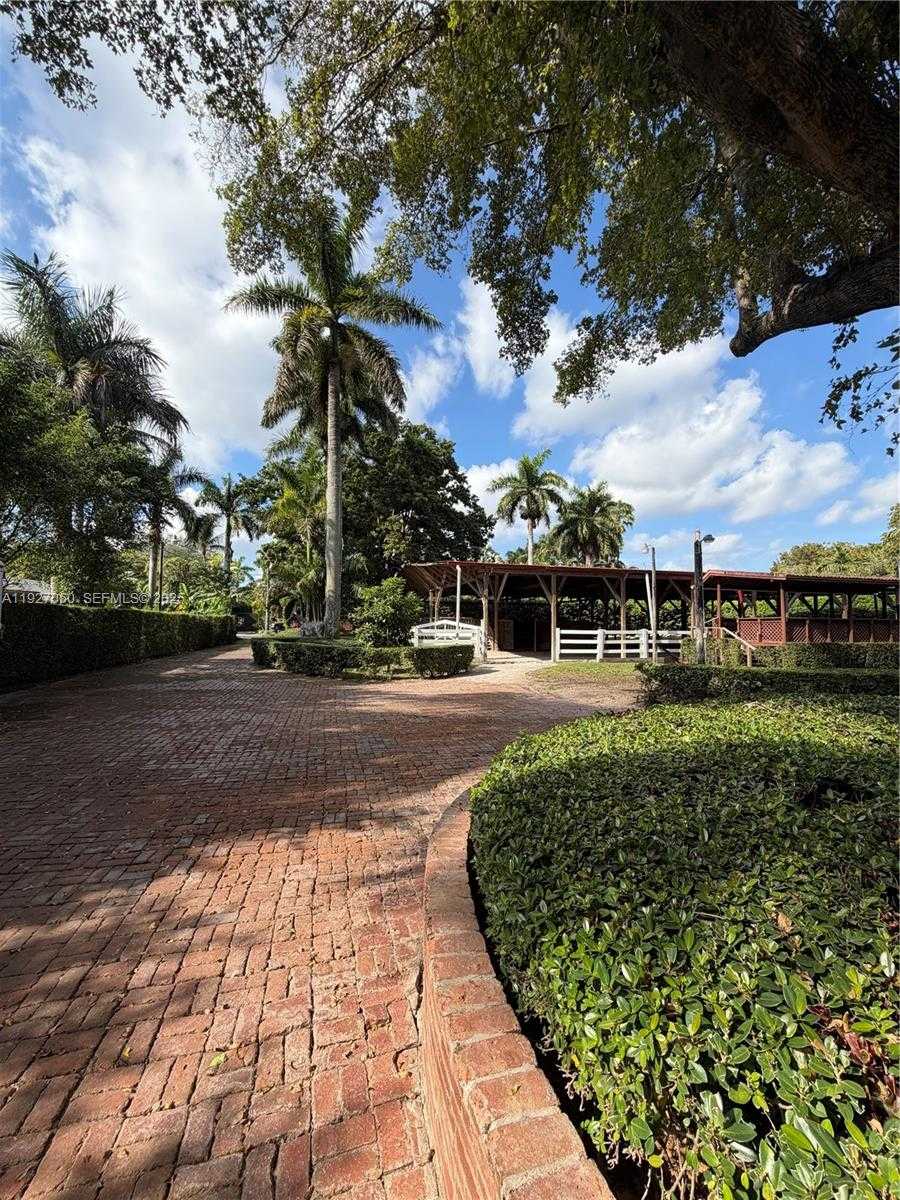 Small Image of 5877 SOUTH WEST 123RD AVE #Main, Miami Number 1