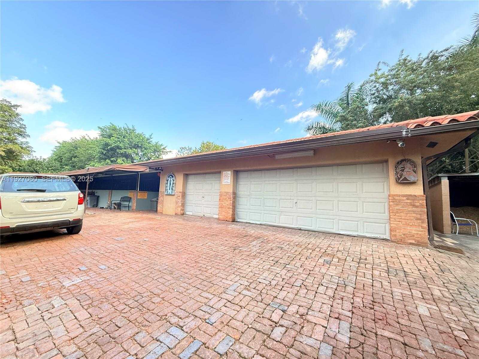 Small Image of 5877 SOUTH WEST 123RD AVE #Main, Miami Number 14