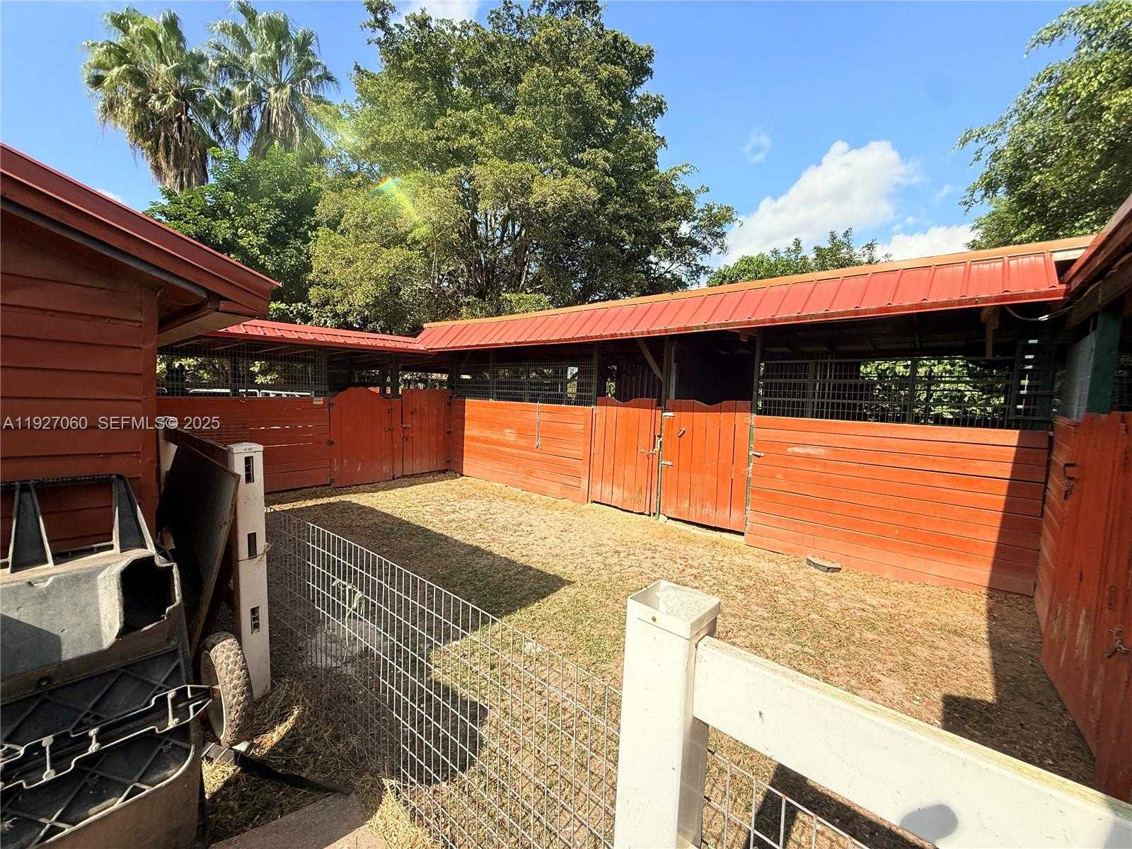 Small Image of 5877 SOUTH WEST 123RD AVE #Main, Miami Number 19