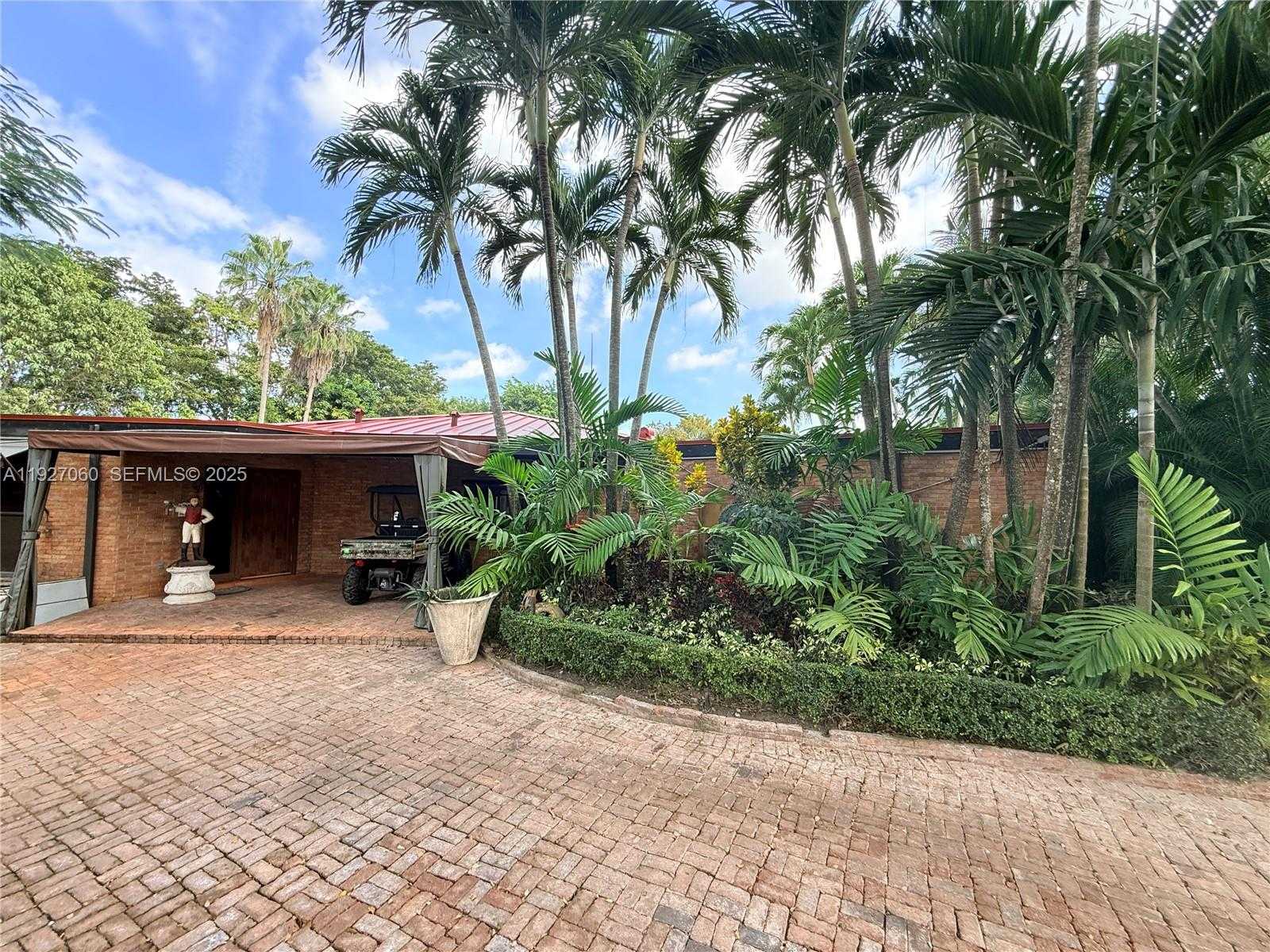 Small Image of 5877 SOUTH WEST 123RD AVE #Main, Miami Number 34