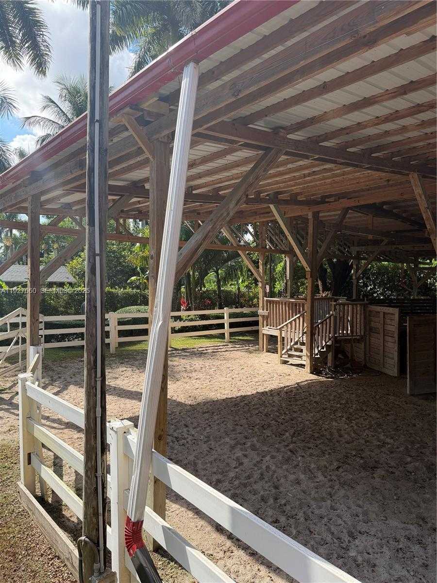 Small Image of 5877 SOUTH WEST 123RD AVE #Main, Miami Number 4