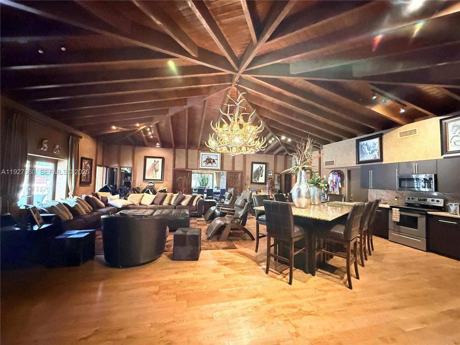 Small Image of 5877 SOUTH WEST 123RD AVE #Main, Miami Number 7