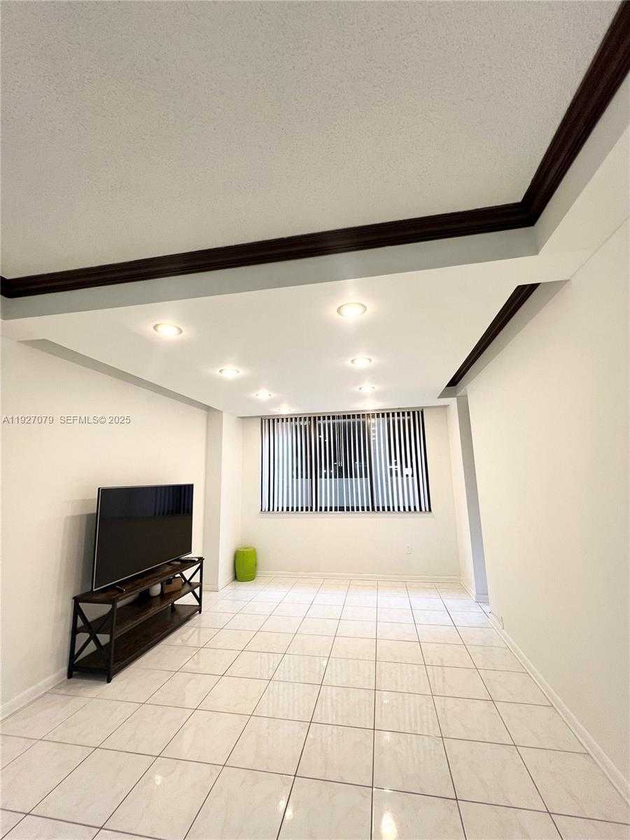 Small Image of 540 BRICKELL KEY DR #214, Miami Number 22