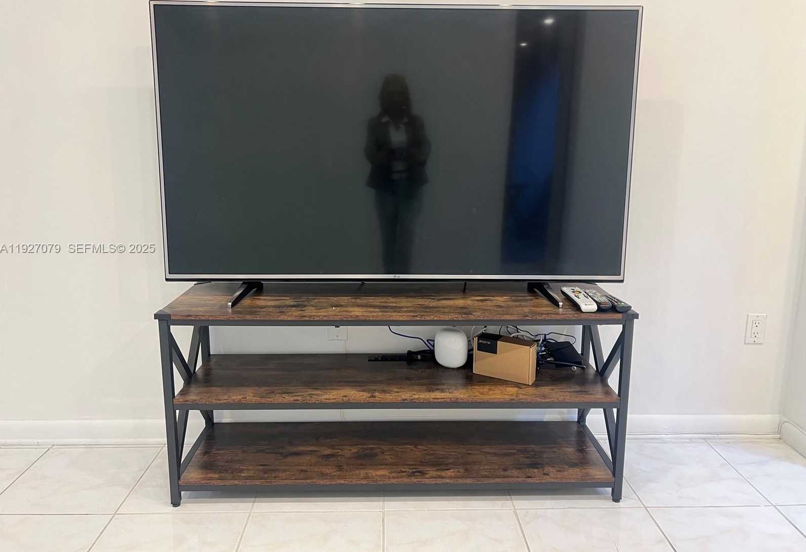 Small Image of 540 BRICKELL KEY DR #214, Miami Number 33