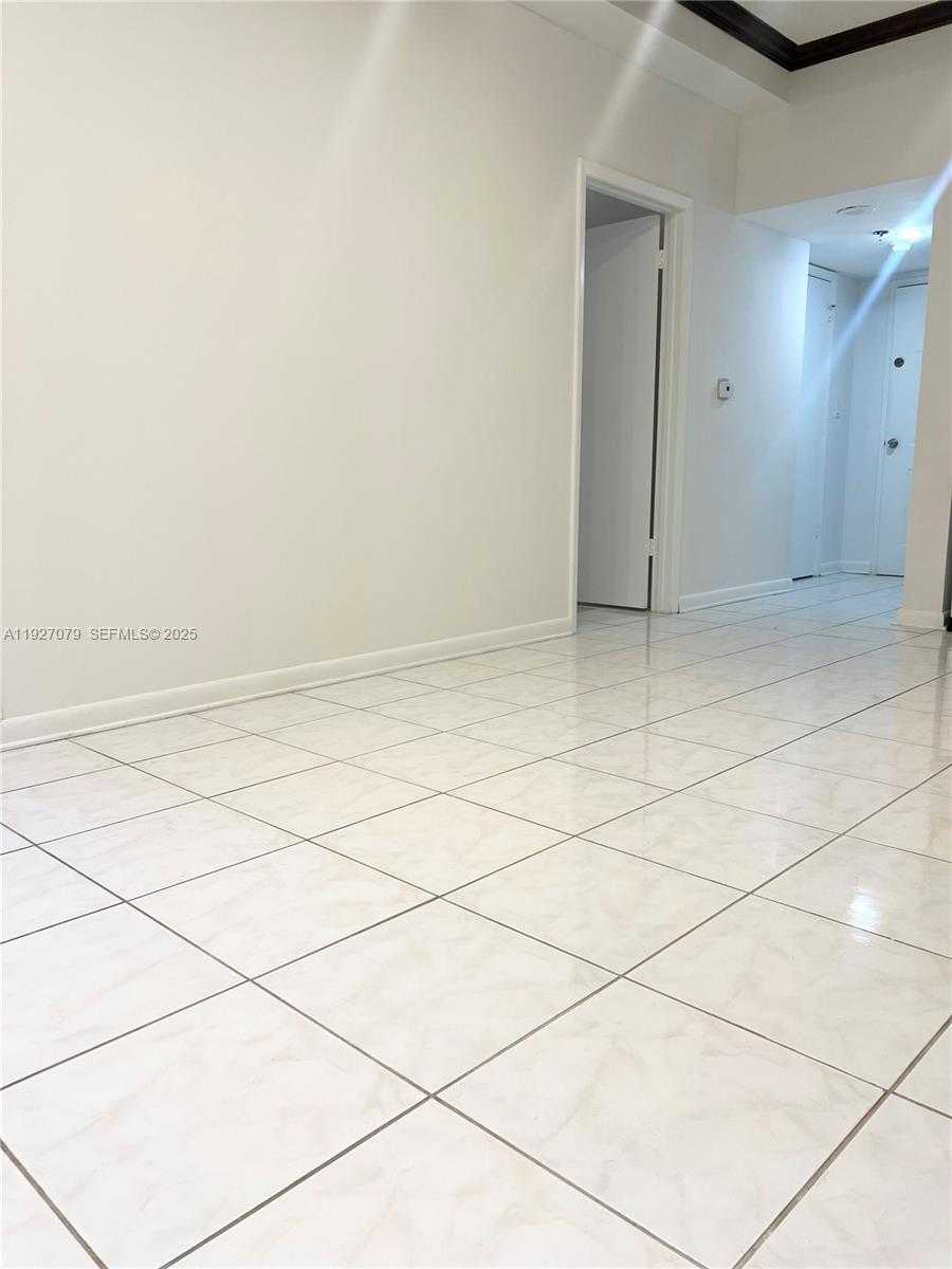 Small Image of 540 BRICKELL KEY DR #214, Miami Number 36