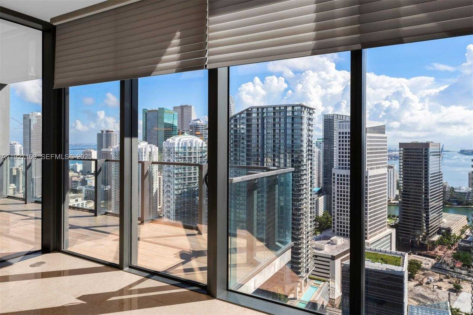 Small Image of 88 SOUTH WEST 7TH ST #3907, Miami Number 17