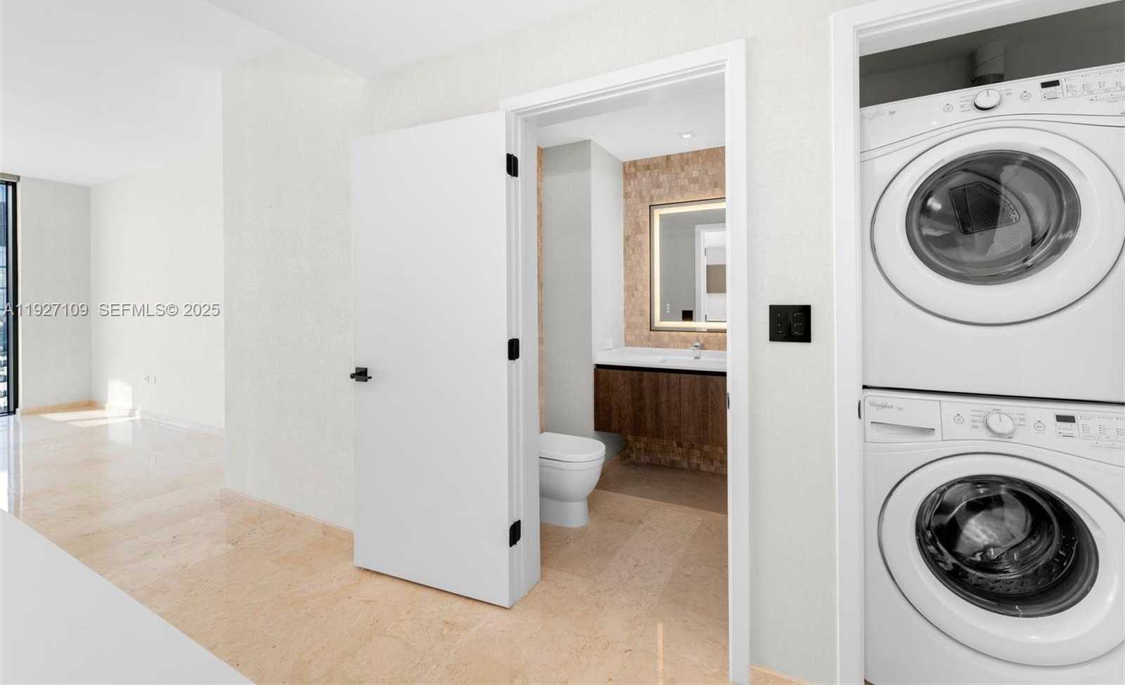 Small Image of 88 SOUTH WEST 7TH ST #3907, Miami Number 6