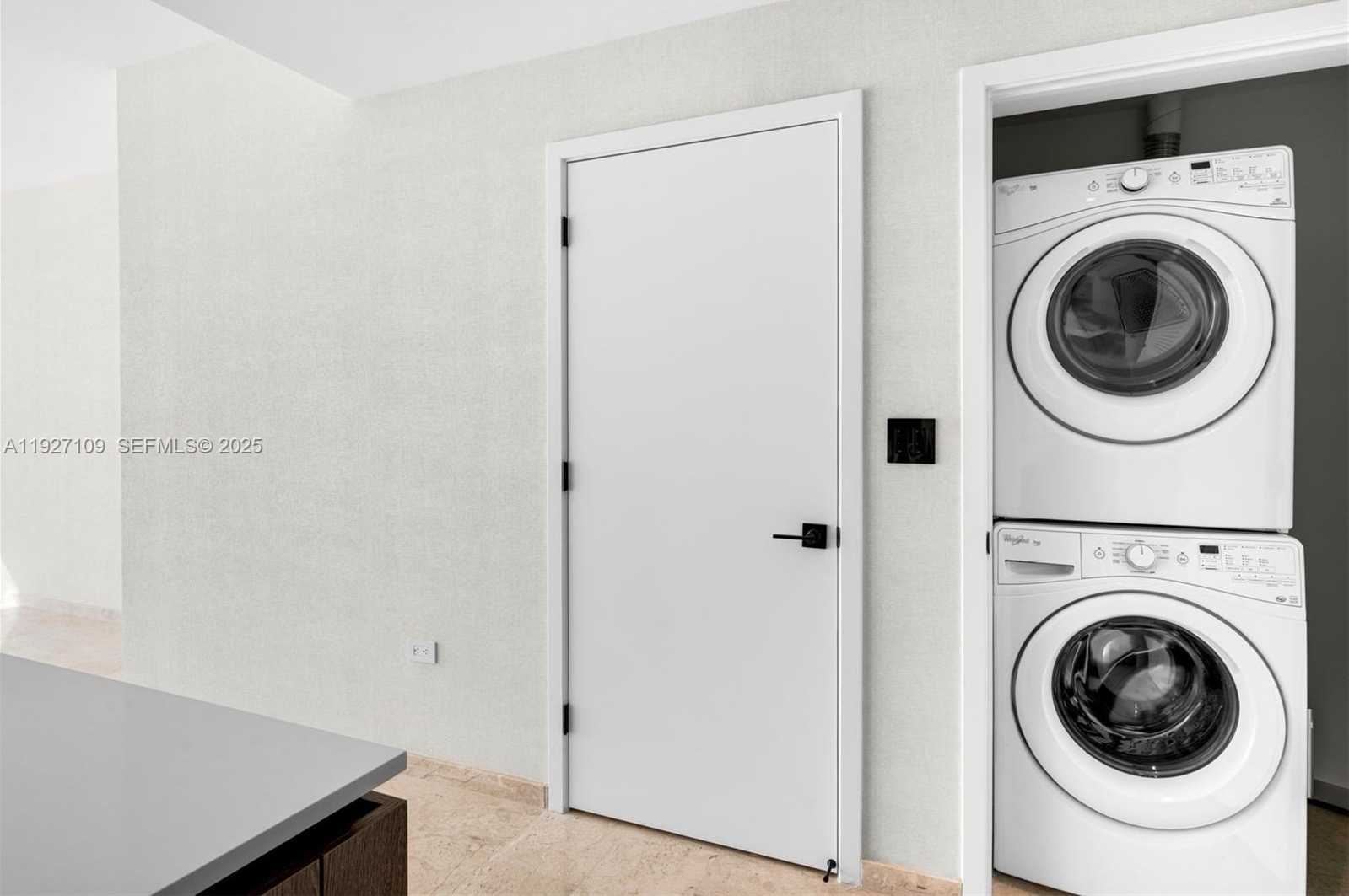 Small Image of 88 SOUTH WEST 7TH ST #3907, Miami Number 7