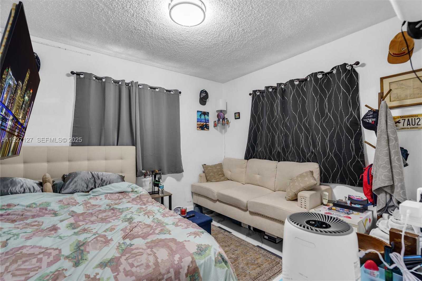 Imagen de Pequeño Objeto