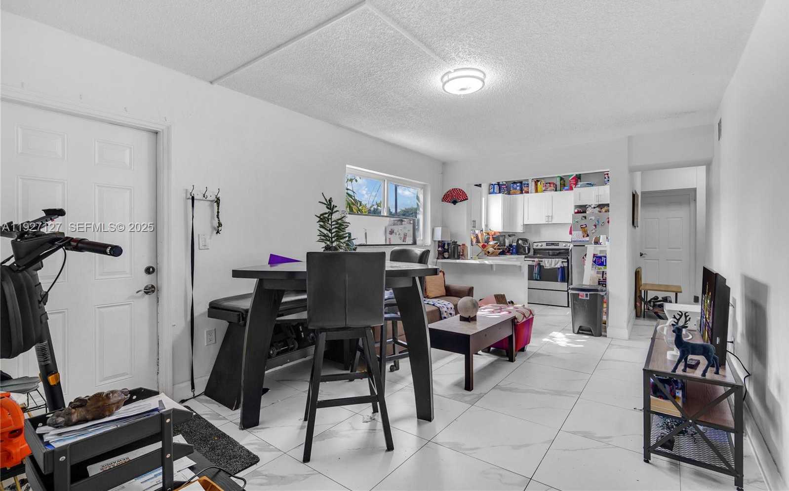 Imagen de Pequeño Objeto