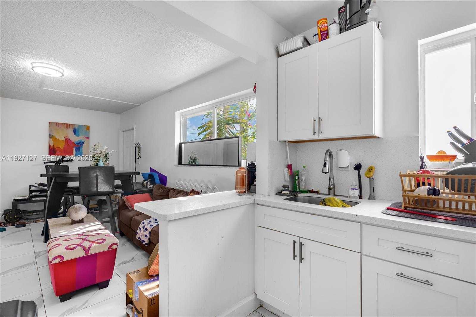 Imagen de Pequeño Objeto