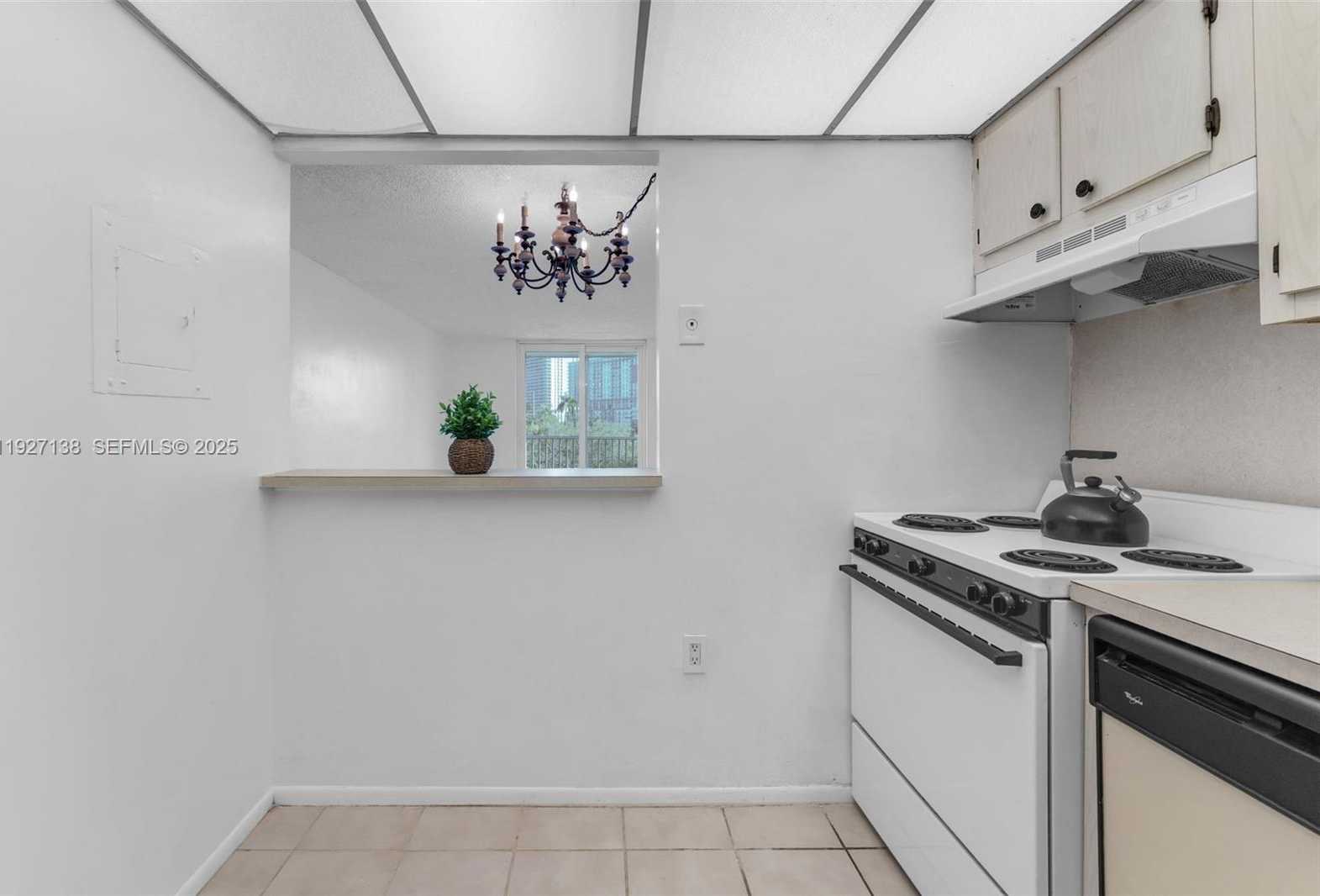 Small Image of 16851 NORTH EAST 23RD AVE #A516, North Miami Beach Number 10