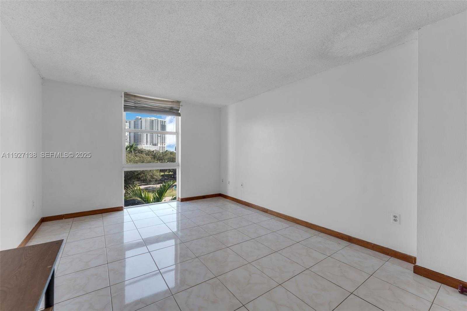 Small Image of 16851 NORTH EAST 23RD AVE #A516, North Miami Beach Number 12