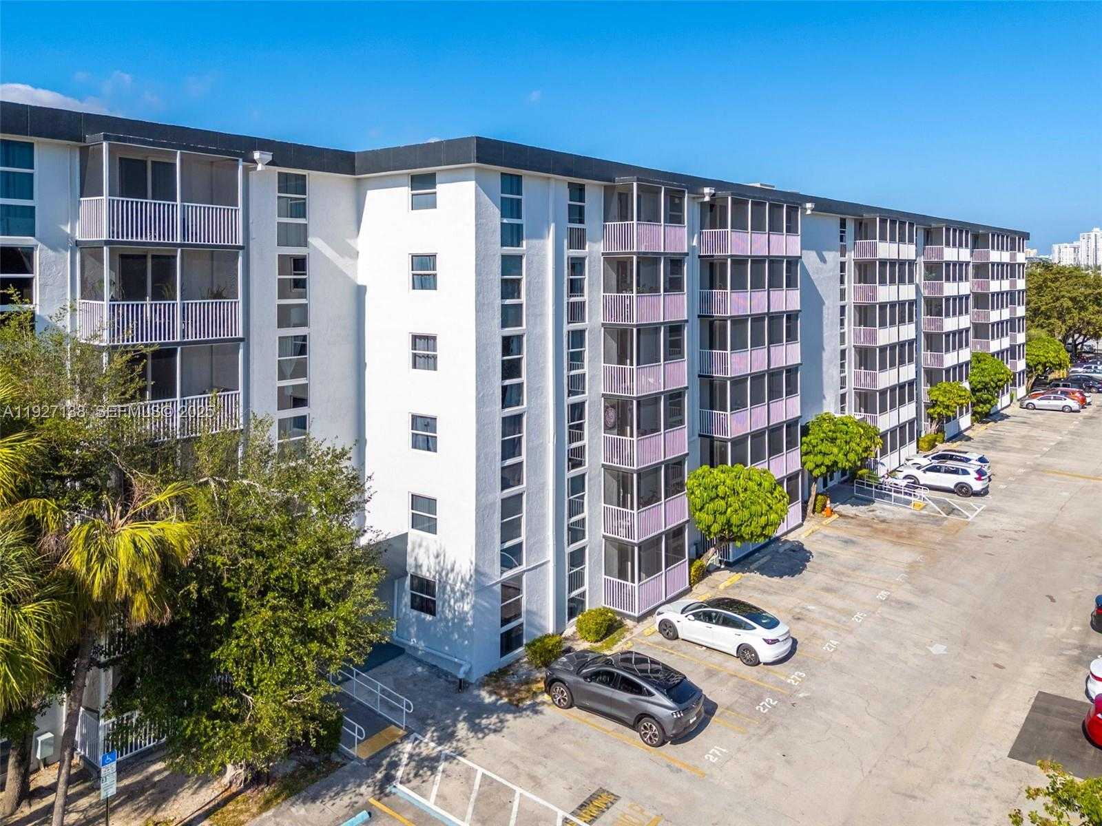 Small Image of 16851 NORTH EAST 23RD AVE #A516, North Miami Beach Number 23