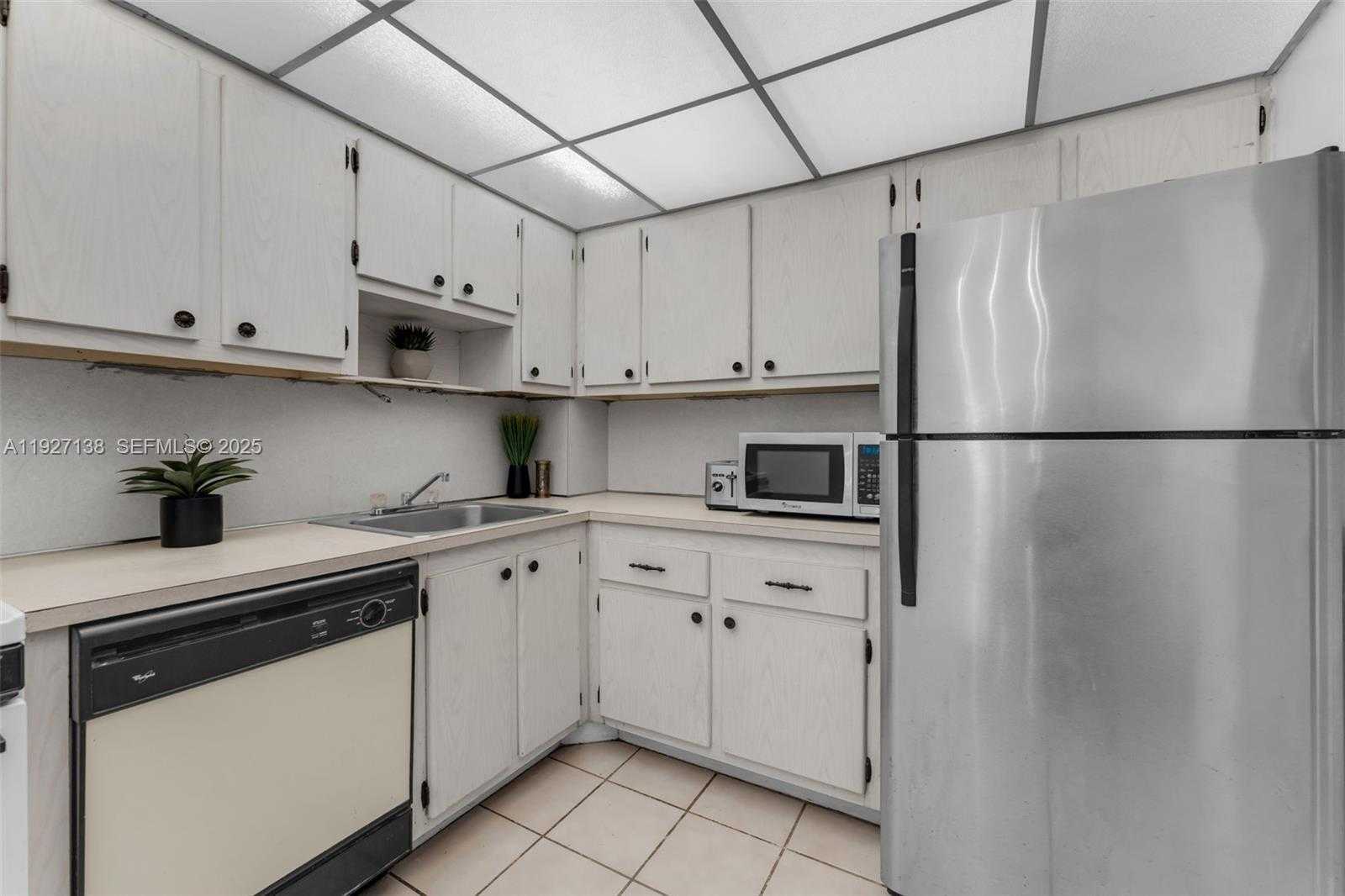 Small Image of 16851 NORTH EAST 23RD AVE #A516, North Miami Beach Number 9