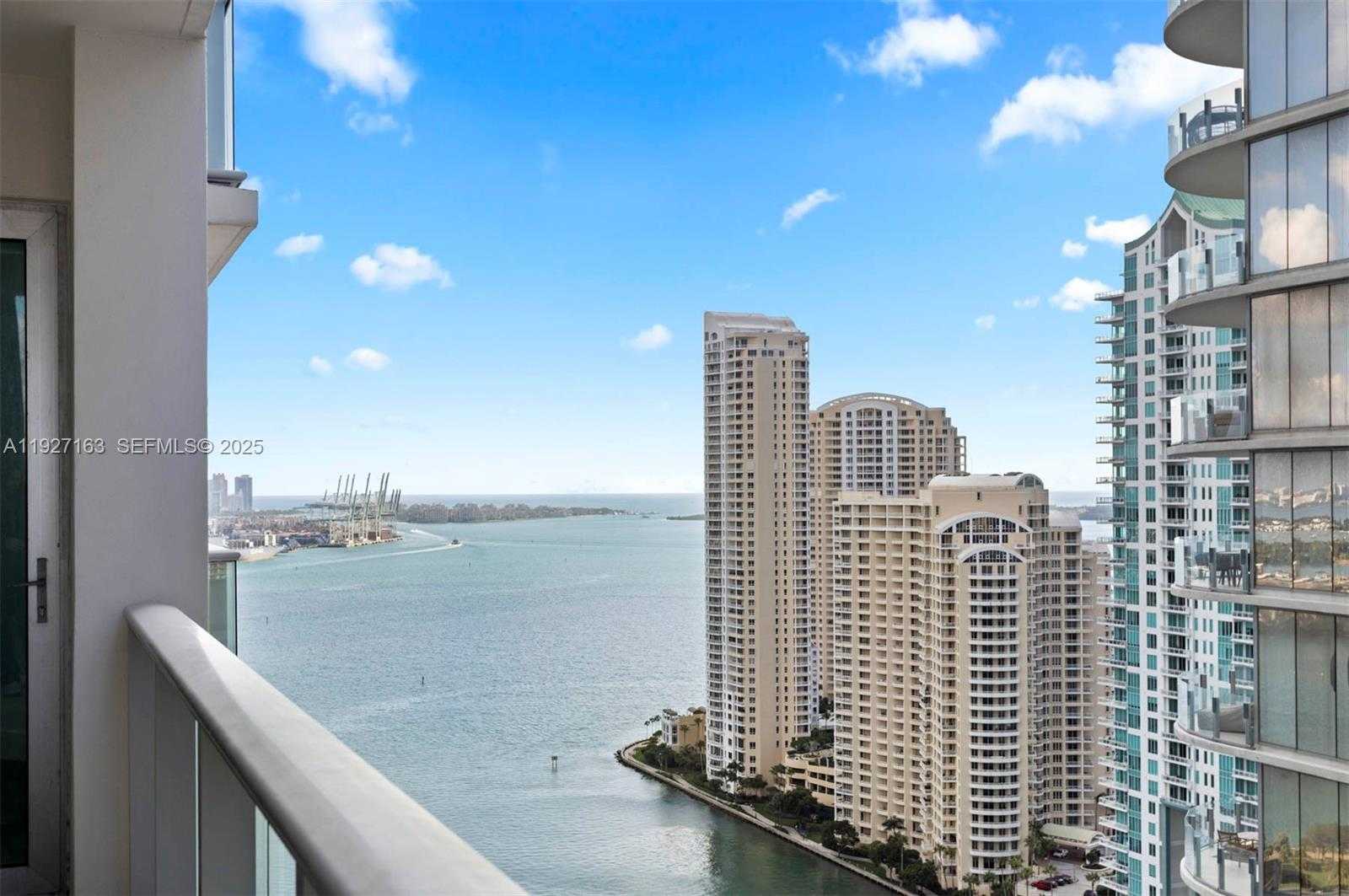 Small Image of 300 SOUTH BISCAYNE BLVD #T-2802, Miami Number 13