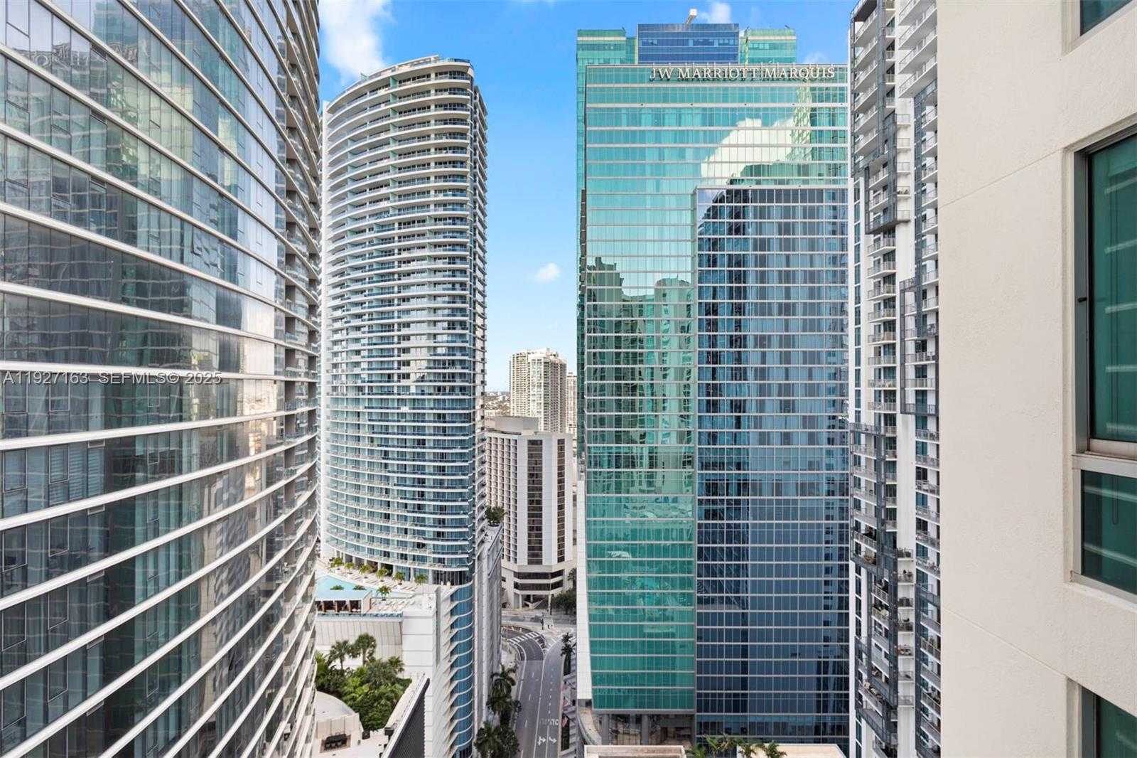 Small Image of 300 SOUTH BISCAYNE BLVD #T-2802, Miami Number 14