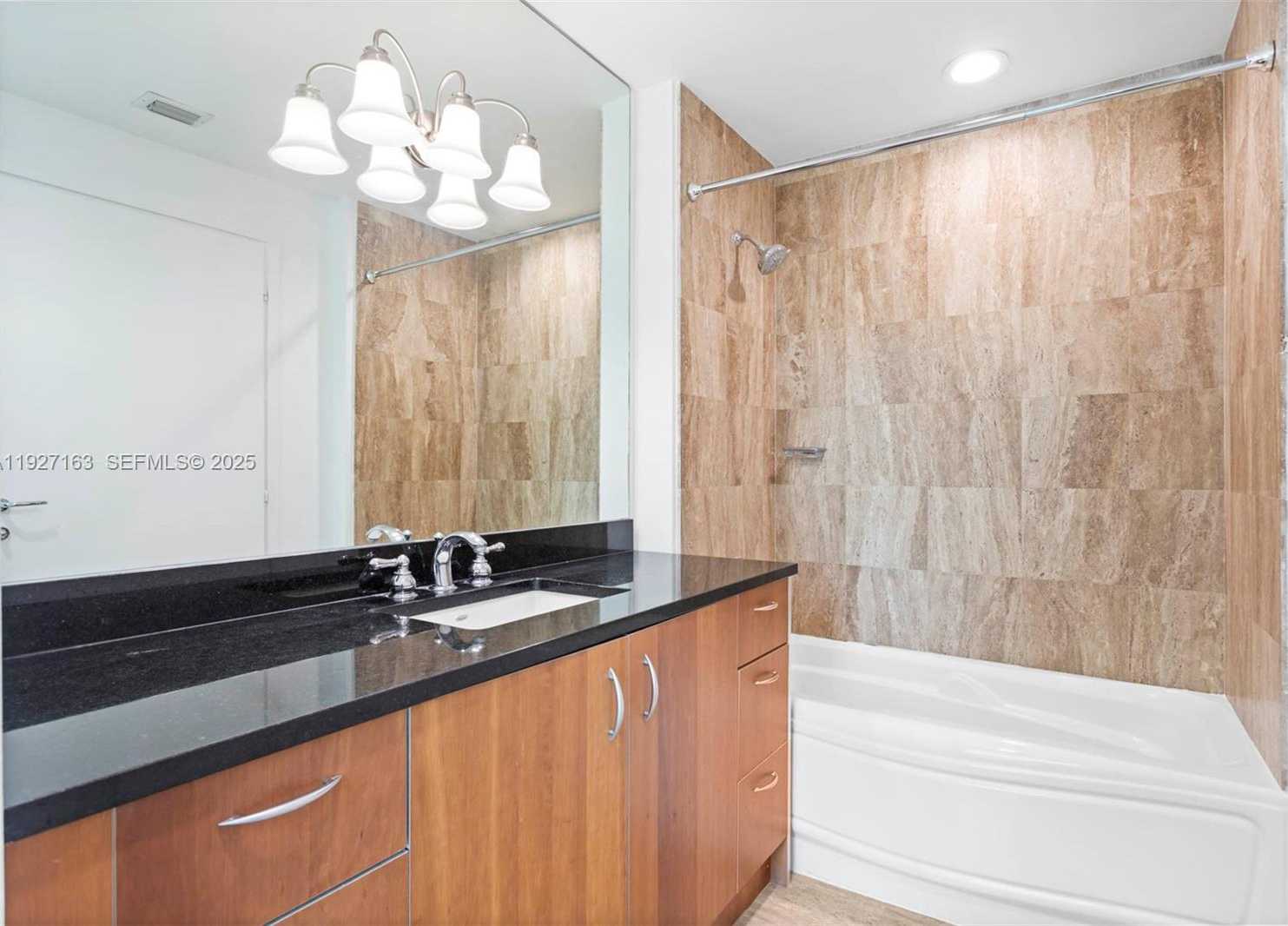 Small Image of 300 SOUTH BISCAYNE BLVD #T-2802, Miami Number 20