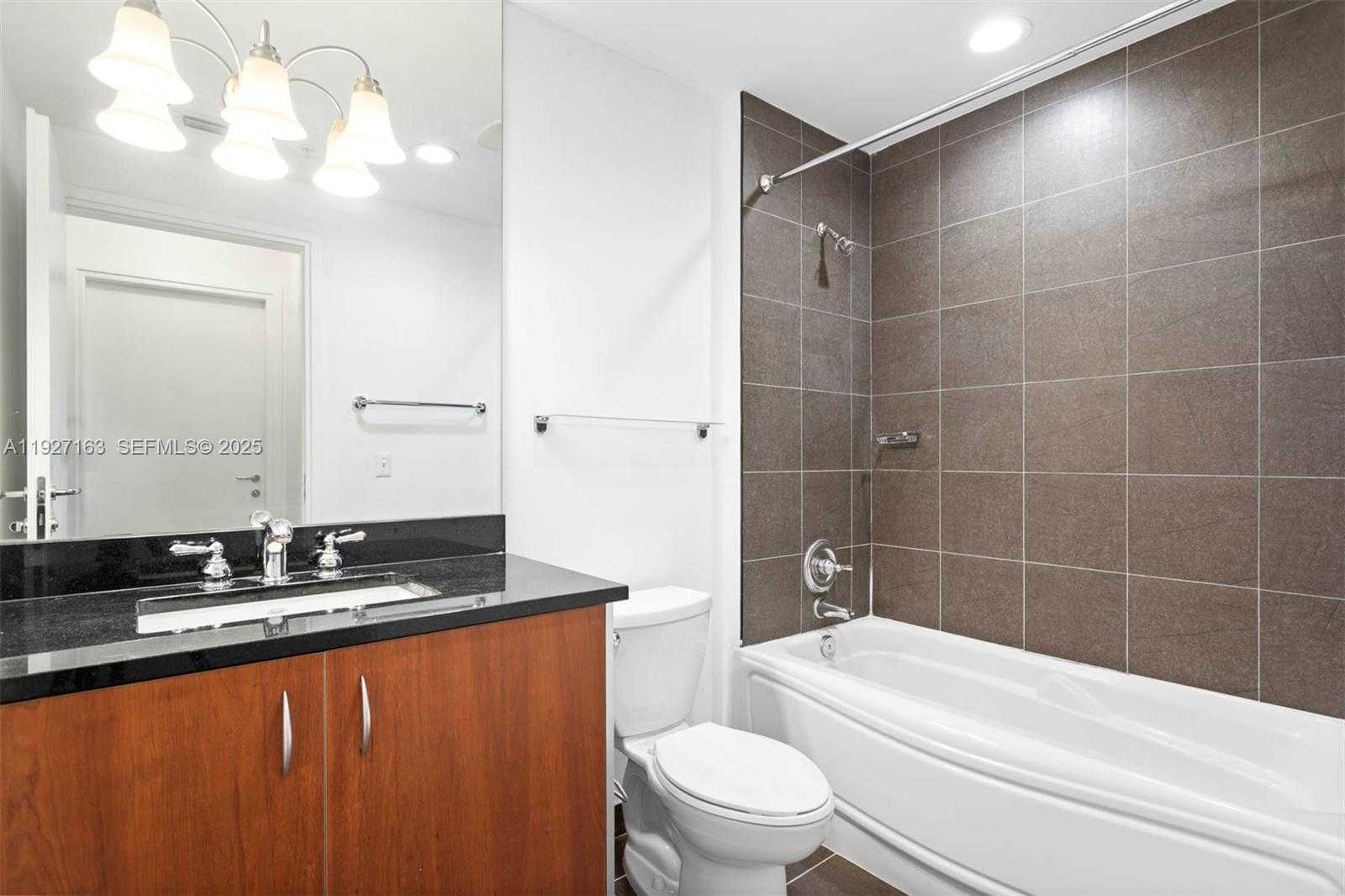 Small Image of 300 SOUTH BISCAYNE BLVD #T-2802, Miami Number 26