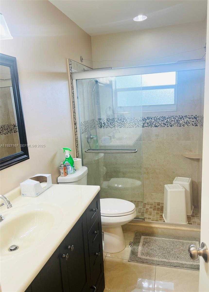 Small Image of 850 SOUTH WEST 50TH TER, Margate Number 8