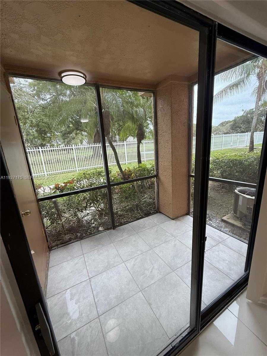 Small Image of 10501 SOUTH WEST 155TH CT #1116, Miami Number 17