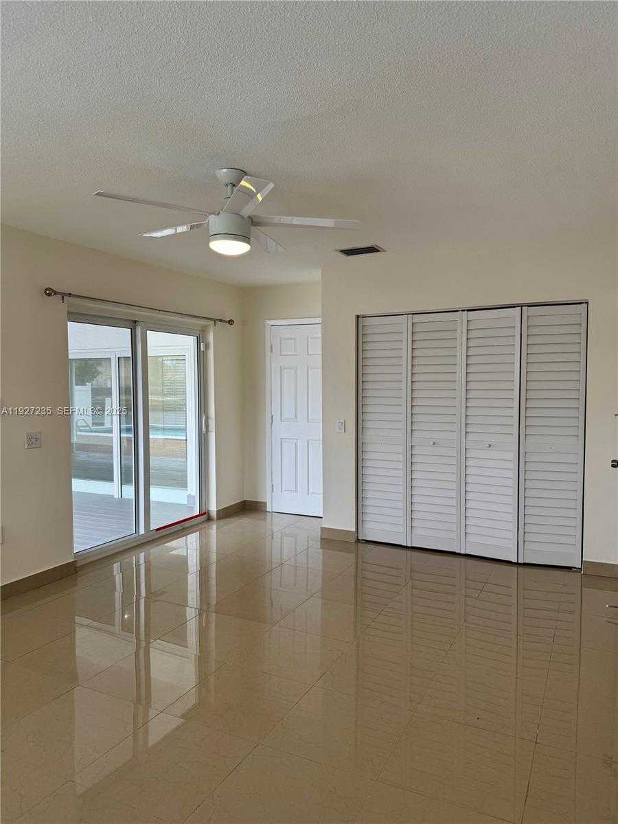 Small Image of 16453 NORTH EAST 33RD AVE #0000, North Miami Beach Number 10