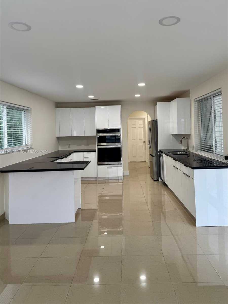 Small Image of 16453 NORTH EAST 33RD AVE #0000, North Miami Beach Number 7