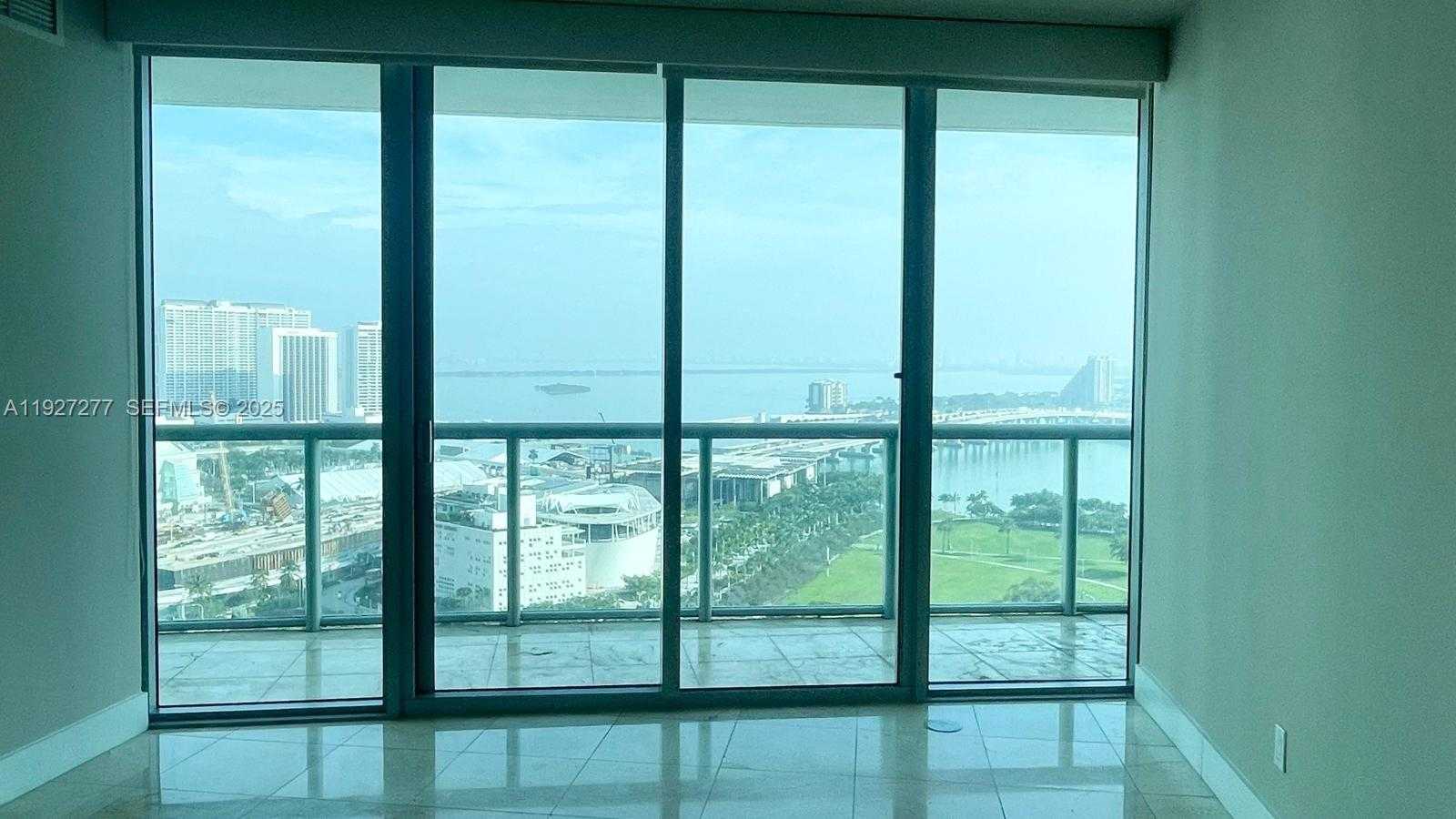 Small Image of 888 BISCAYNE BLVD #2412, Miami Number 14