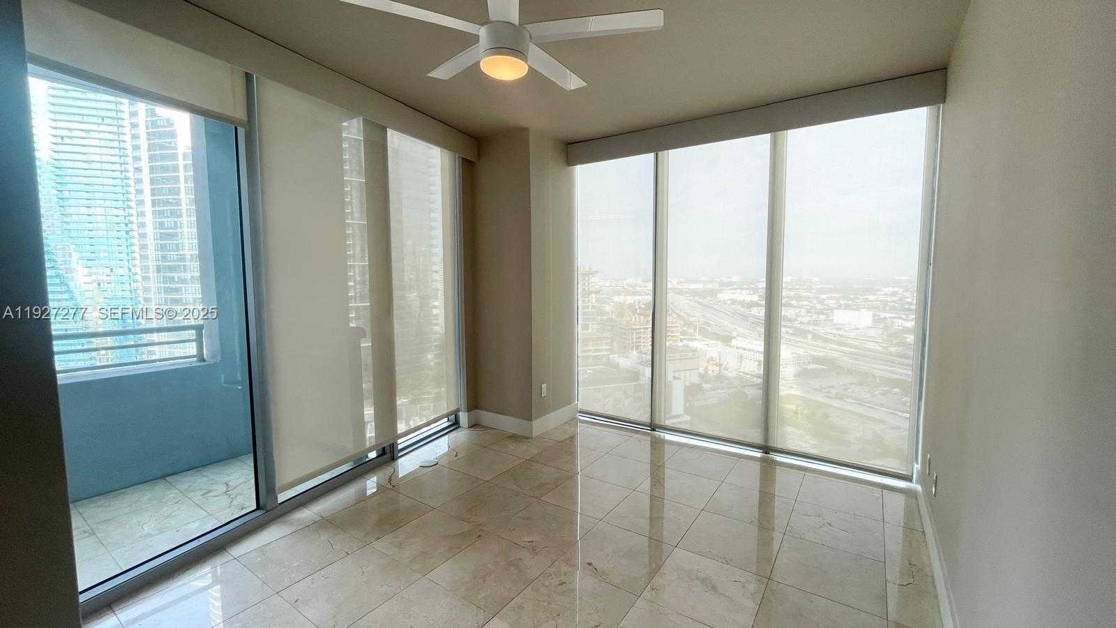 Small Image of 888 BISCAYNE BLVD #2412, Miami Number 6