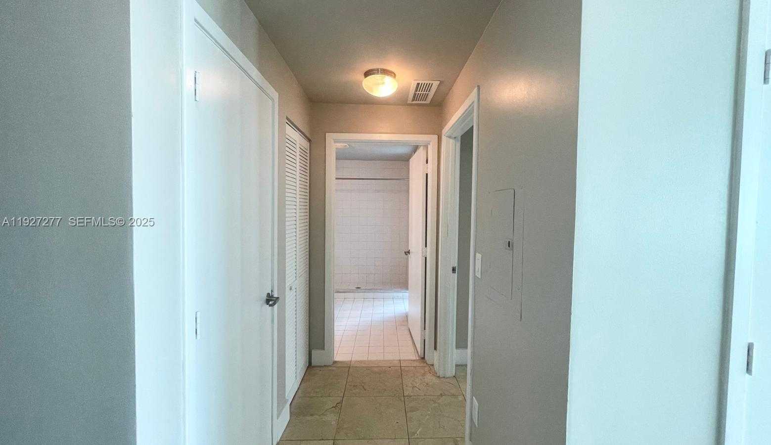 Small Image of 888 BISCAYNE BLVD #2412, Miami Number 9