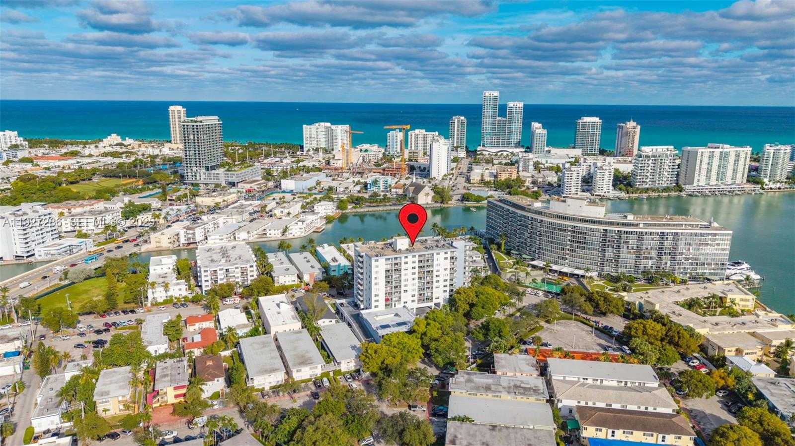 Small Image of 6900 BAY DR #5C, Miami Beach Number 24