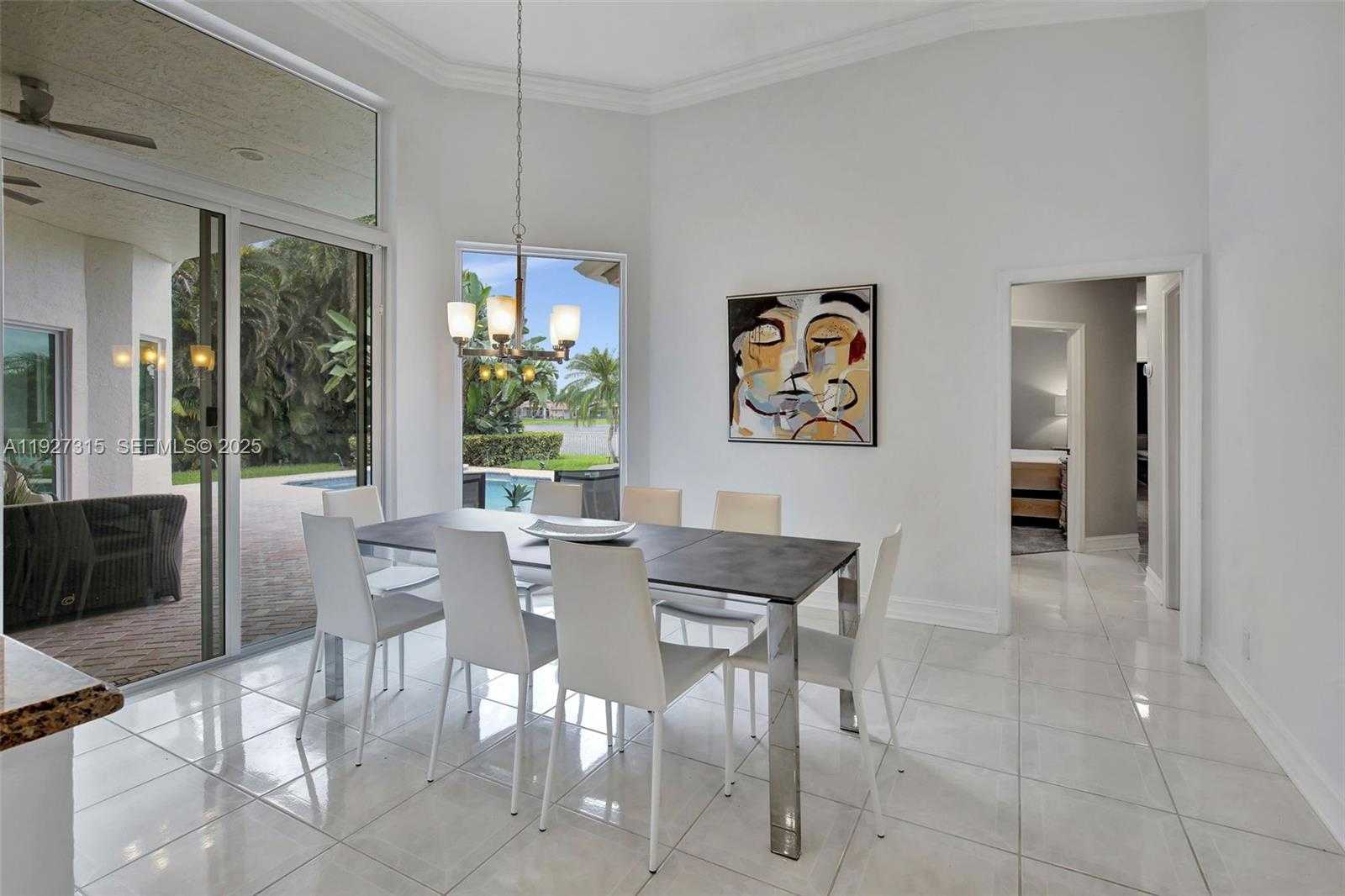 Small Image of 2922 MEDINAH, Weston Number 17