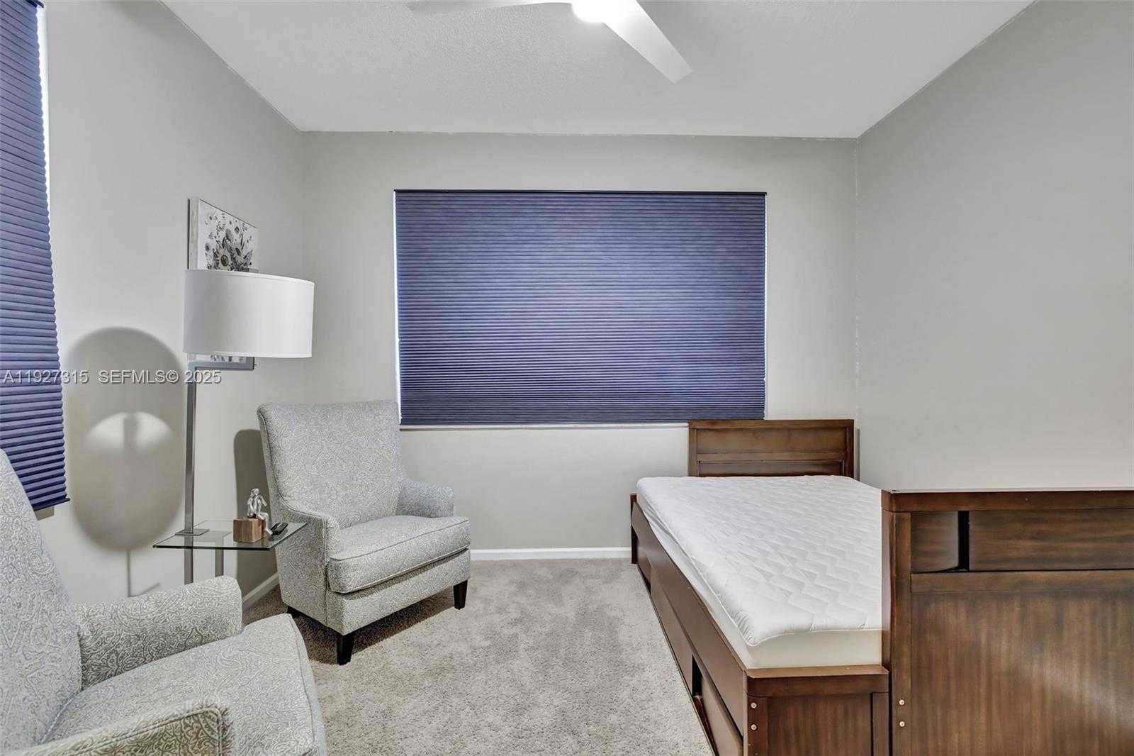 Small Image of 2922 MEDINAH, Weston Number 30