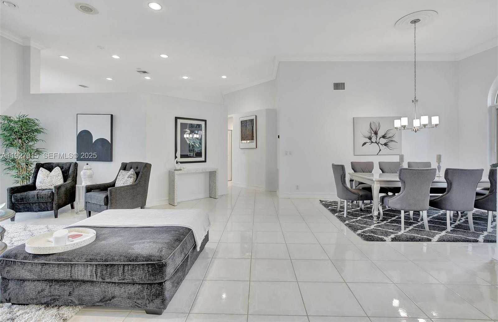 Small Image of 2922 MEDINAH, Weston Number 7