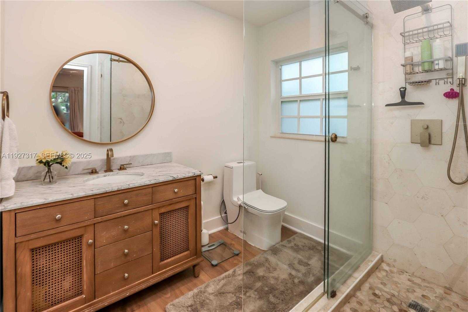 Small Image of 1417 JACKSON ST, Hollywood Number 24